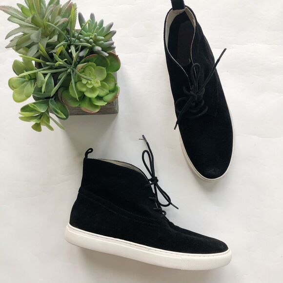 Kenneth Cole Black Suede Leather Ankle Booties 8 Lace Up Classic Comfy Fall Shoe - Picture 2 of 7